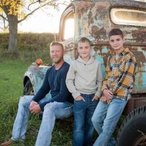 Meet your Posher, Chad